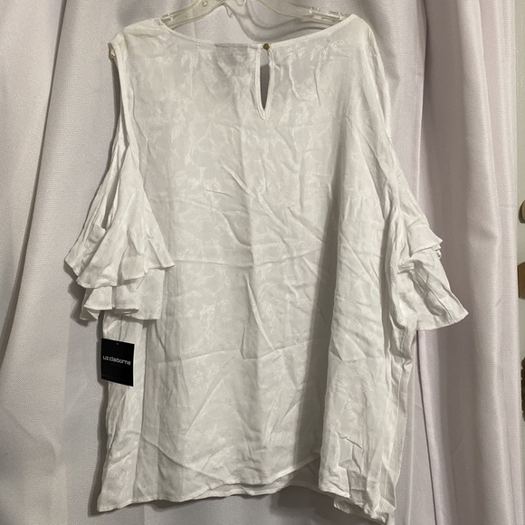 NWT Liz Claiborne White Cut out shoulder Blouse Size XXL - Picture 6 of 6